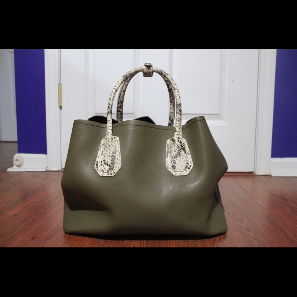 Pine green Steve Madden bag